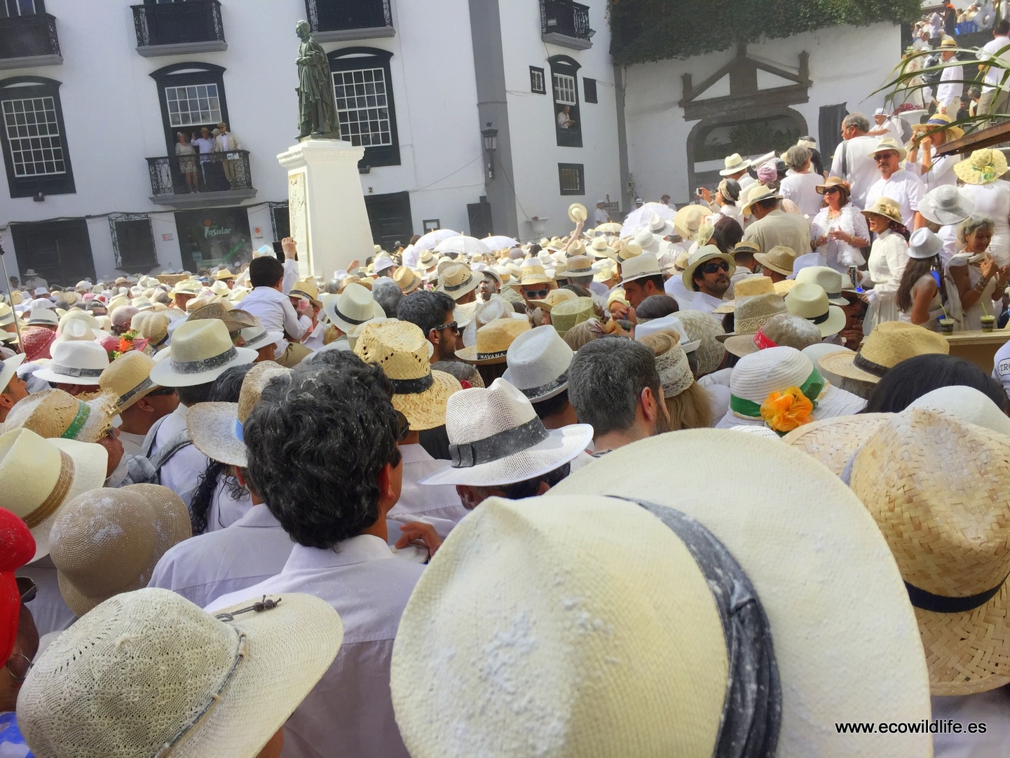 Islas Canarias: Carnaval de los Indianos y el Hierro