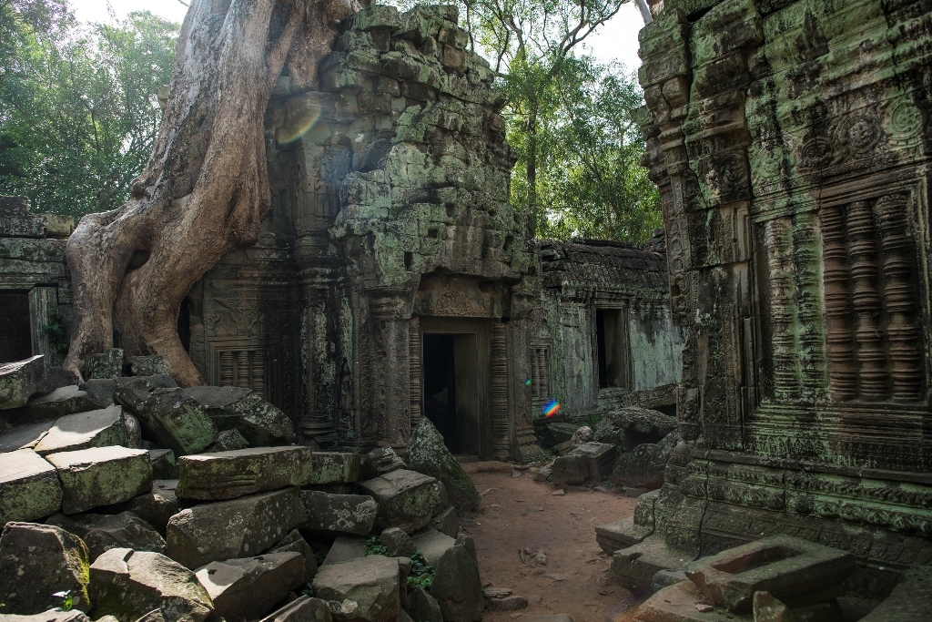 INDOCHINA: Espiritual + Camboya
