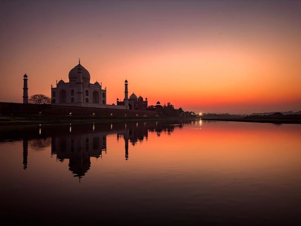 India: Especial Tigres y Leyendas · Pascua ·